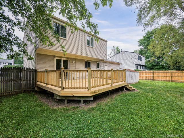 21728 Ruth Street, Farmington, MI 48336