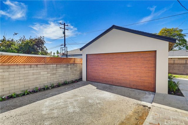 11727 Crossdale, Norwalk, CA 90650