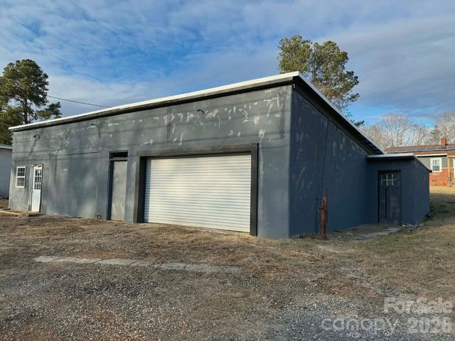 1677 US 221A Highway, Forest City, NC 28043