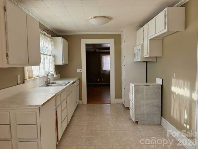 1677 US 221A Highway, Forest City, NC 28043