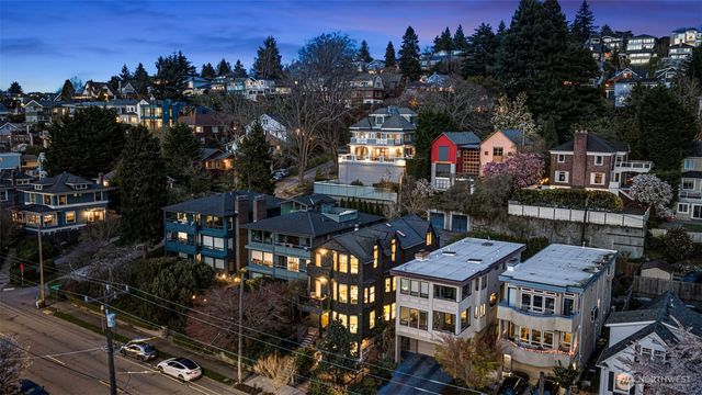 1524 10th Avenue W, Seattle, WA 98119