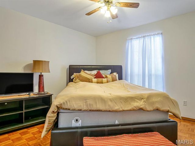 518 Deer Creek Road, O'fallon, IL 62269