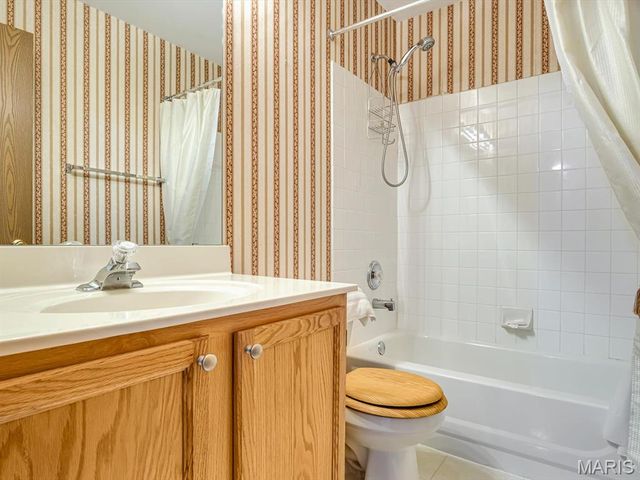 518 Deer Creek Road, O'fallon, IL 62269