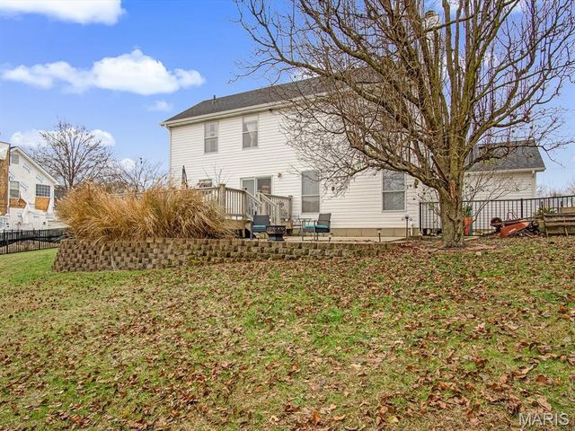 518 Deer Creek Road, O'fallon, IL 62269