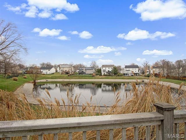 518 Deer Creek Road, O'fallon, IL 62269