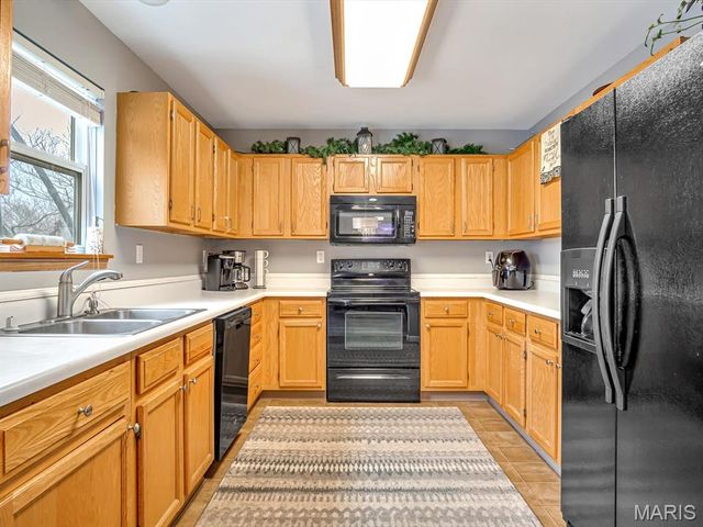 518 Deer Creek Road, O'fallon, IL 62269