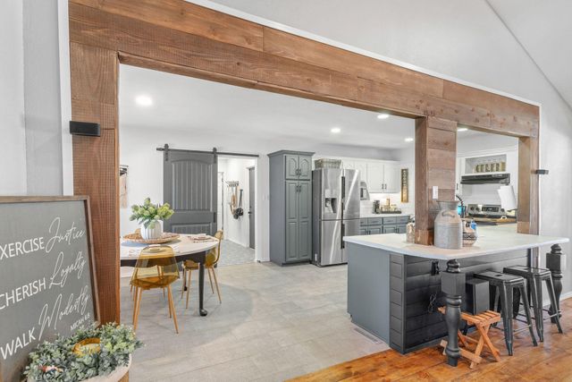 109 W Oak Street, Nixa, MO 65714