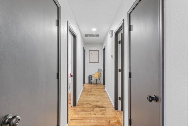 109 W Oak Street, Nixa, MO 65714