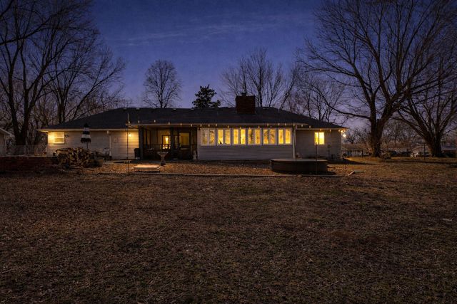 109 W Oak Street, Nixa, MO 65714