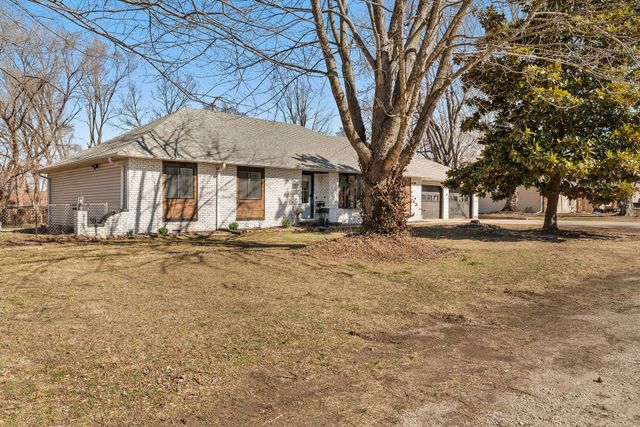 109 W Oak Street, Nixa, MO 65714