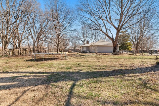 109 W Oak Street, Nixa, MO 65714