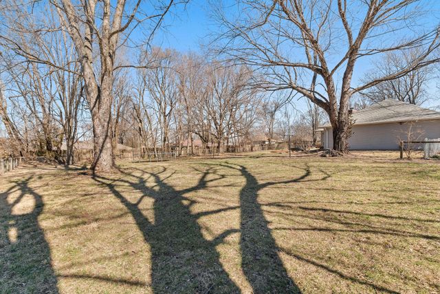 109 W Oak Street, Nixa, MO 65714