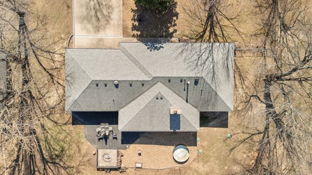 109 W Oak Street, Nixa, MO 65714