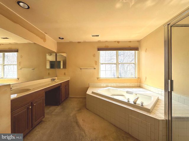 1016 DULANEY MILL DR, Frederick, MD 21702