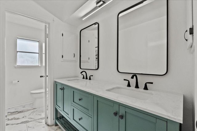 5762 Birdwood Road, Houston, TX 77096