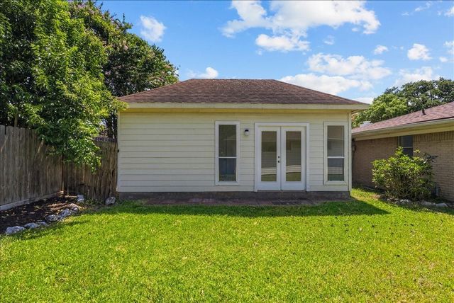 5762 Birdwood Road, Houston, TX 77096
