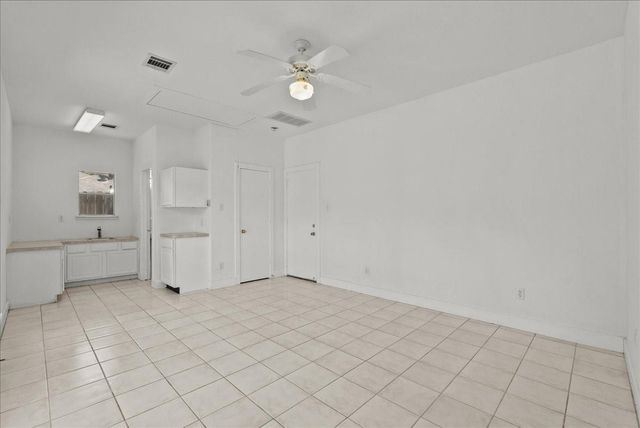 5762 Birdwood Road, Houston, TX 77096