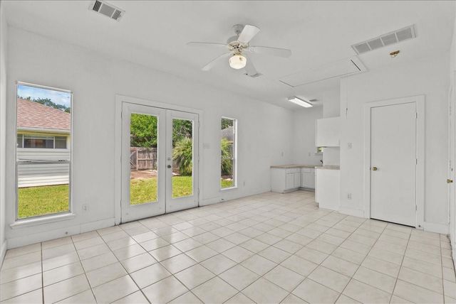5762 Birdwood Road, Houston, TX 77096