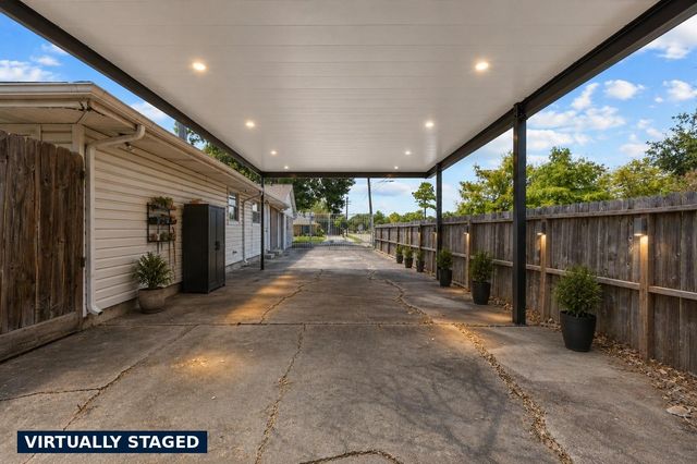 5762 Birdwood Road, Houston, TX 77096