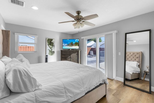 7937 Ridgewood Drive, Lake Worth, FL 33467