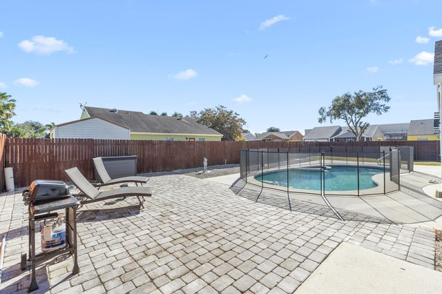 7937 Ridgewood Drive, Lake Worth, FL 33467