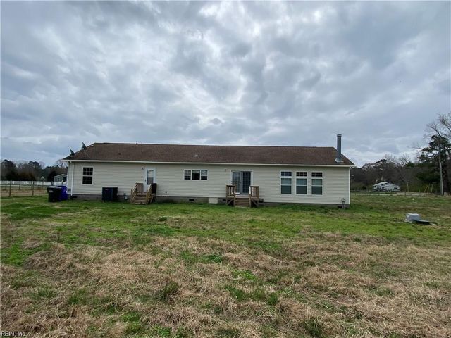2600 Badger RD, Suffolk, VA 23434
