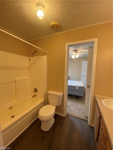 2600 Badger RD, Suffolk, VA 23434