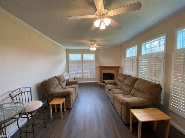 2600 Badger RD, Suffolk, VA 23434