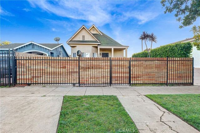 1782 w 36th pl, Los Angeles, CA 90018