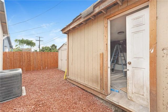 1782 w 36th pl, Los Angeles, CA 90018