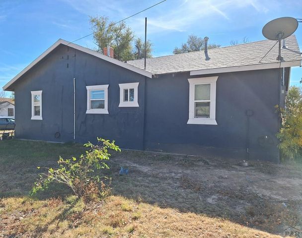 833 Santa Fe St, Springfield, CO 81073