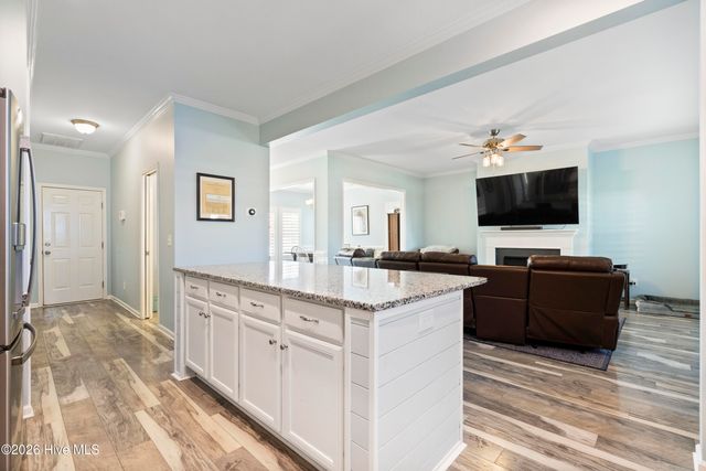 21 Violetear Ridge, Hampstead, NC 28443