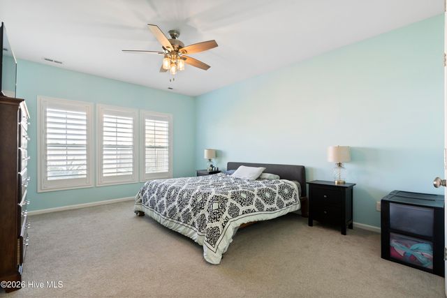 21 Violetear Ridge, Hampstead, NC 28443