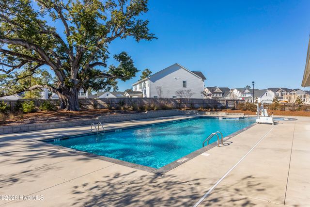 21 Violetear Ridge, Hampstead, NC 28443