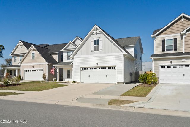 21 Violetear Ridge, Hampstead, NC 28443