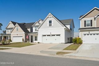 21 Violetear Ridge, Hampstead, NC 28443