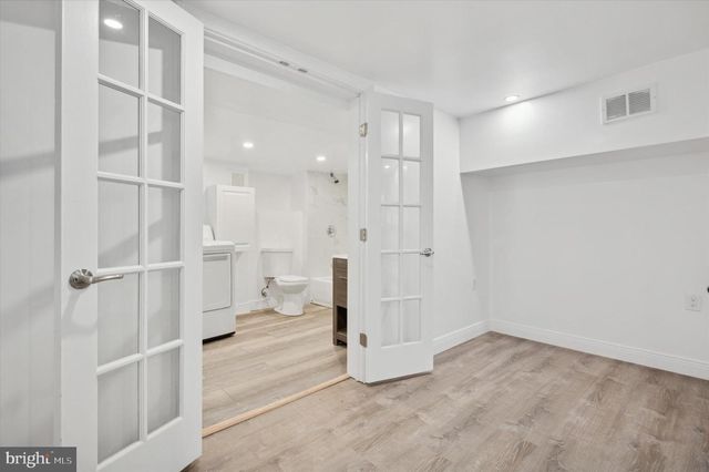 6733 N WOODSTOCK ST, Philadelphia, PA 19138