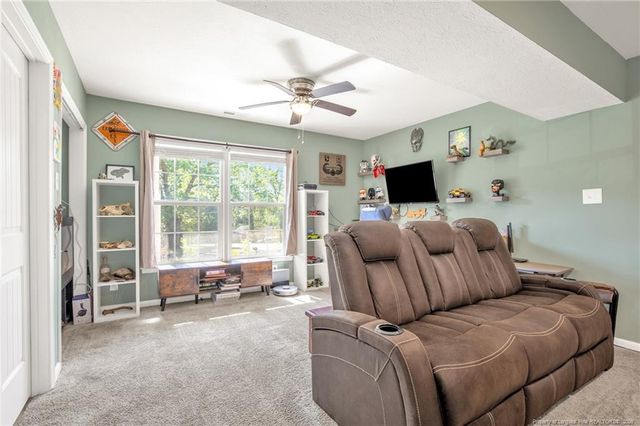 512 Dashland Drive, Fayetteville, NC 28303