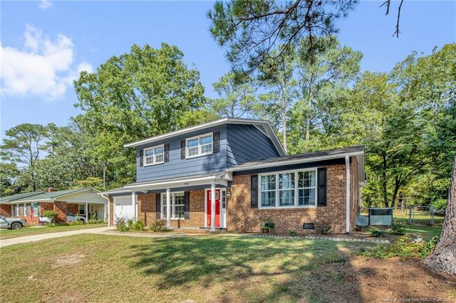512 Dashland Drive, Fayetteville, NC 28303
