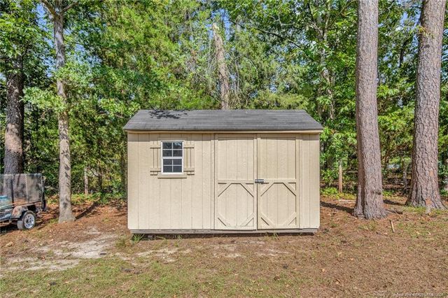 512 Dashland Drive, Fayetteville, NC 28303