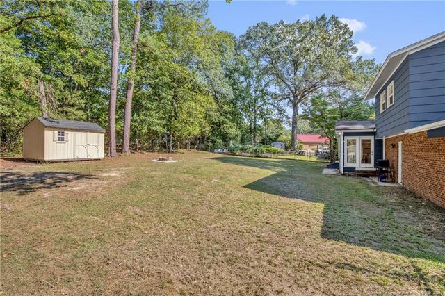 512 Dashland Drive, Fayetteville, NC 28303
