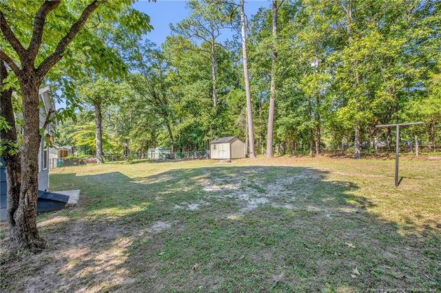 512 Dashland Drive, Fayetteville, NC 28303