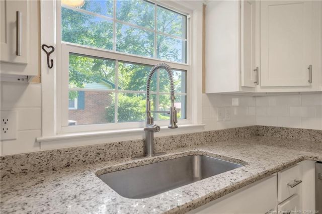 512 Dashland Drive, Fayetteville, NC 28303