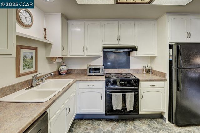 1216 Running Springs Rd 3, Walnut Creek, CA 94595