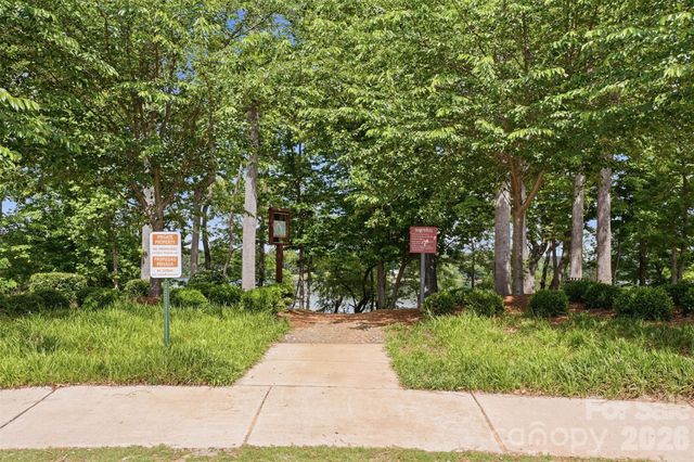900 Raffaelo View, Mount Holly, NC 28120