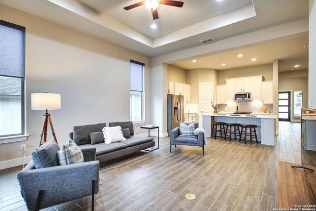 1038 Cadogan Squire, San Antonio, TX 78260