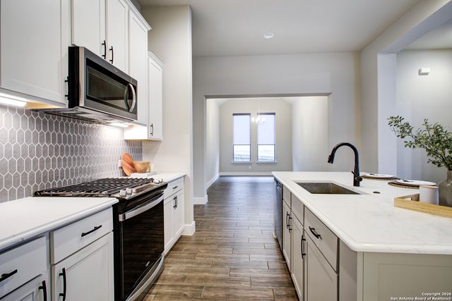 1038 Cadogan Squire, San Antonio, TX 78260