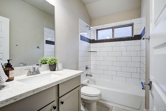 1038 Cadogan Squire, San Antonio, TX 78260