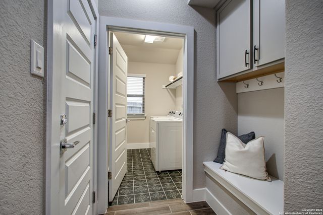 1038 Cadogan Squire, San Antonio, TX 78260