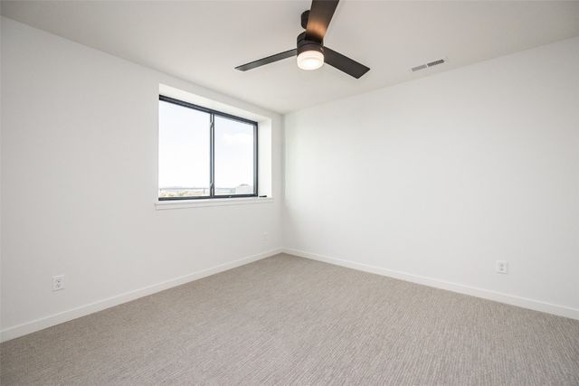 1080 Everdeen Court, Marion, IA 52302